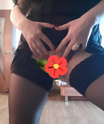 У меня есть много возможностей для того, чтобы сделать нашу встречу запоминающейся и раскрепощенной. Подарю тебе массу ласки, страсти и нежности. Мои услуги включают самые горячие эротические массажи, оральные ласки и незабываемый классический секс. Фото, которые ты видишь, абсолютно реальные. Уверяю, ты не останешься разочарованным. Моими постоянными клиентами уже остались многие довольные мужчины, оставляющие положительные отзывы о нашей встрече. Позволь мне принести тебе удовольствие и исполнить все твои фантазии. Жду тебя на волнующей экскурсии в мир наслаждения и страсти 👠💃💋 Полина